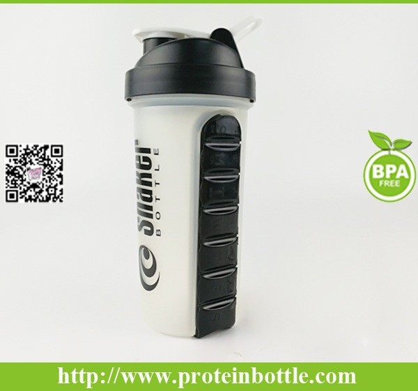 New Patent 700ml protein shaker cup with 7 days pill box